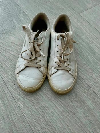 Baskets Lacoste - femme - pointure 37 - en bon état