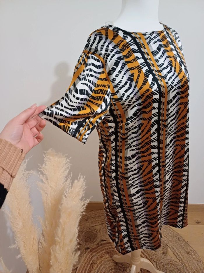 Robe satinée à motifs TQF Collection taille L 40 - photo numéro 4