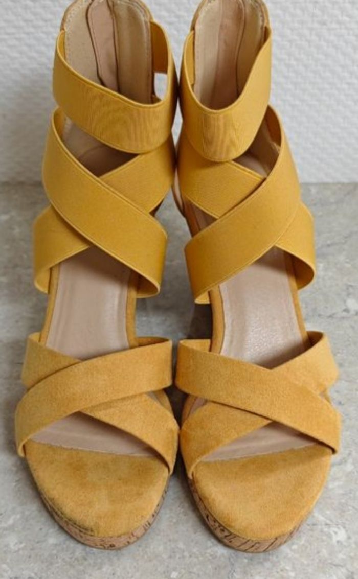 Talon nue pied femme marque Graceland taille 41 neuve - photo numéro 2