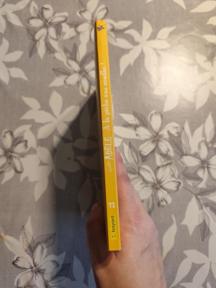 Mortelle Adèle tome 12 - photo numéro 3