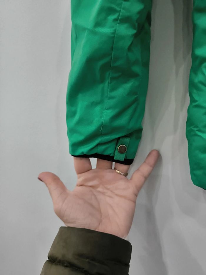 Doudoune fine the North face 10-12 ans - photo numéro 4