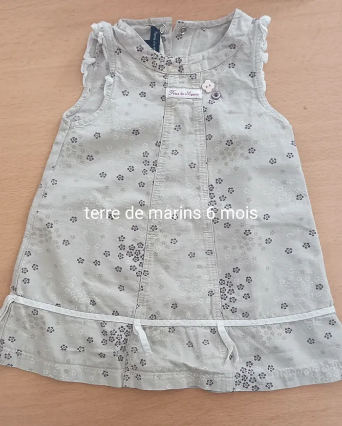 Robe sans manches