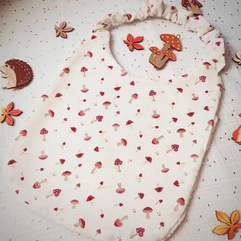 Bavoir élastique 🍄