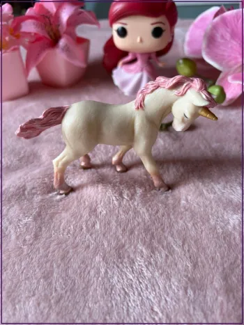 Figurine Licorne Papo - Rose et Doré
