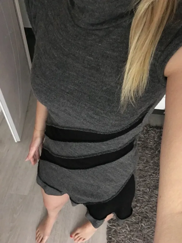 Robe asymétrique sans manches - photo numéro 2