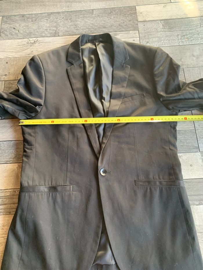Veste tailleur jamais mise - photo numéro 12