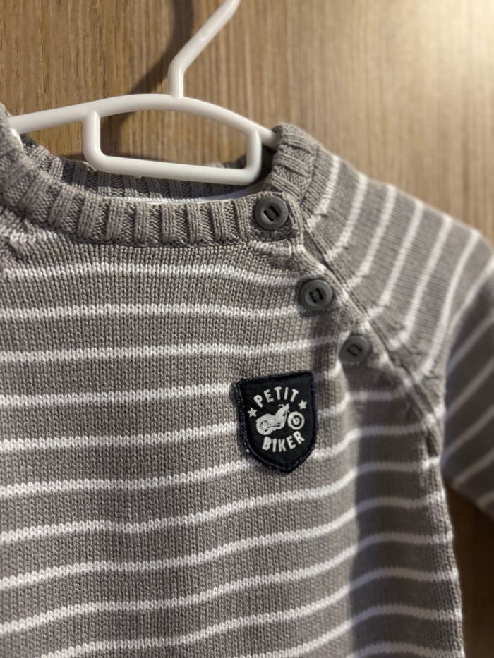 Pull gris - photo numéro 2