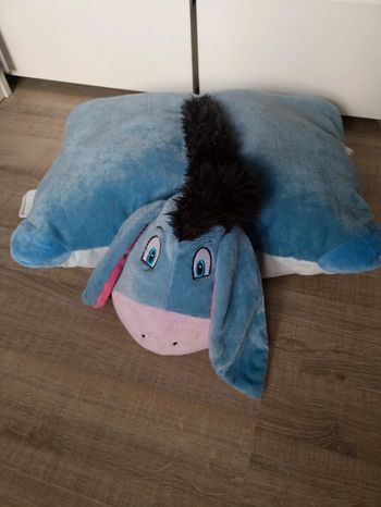 Coussin peluche bourriquet