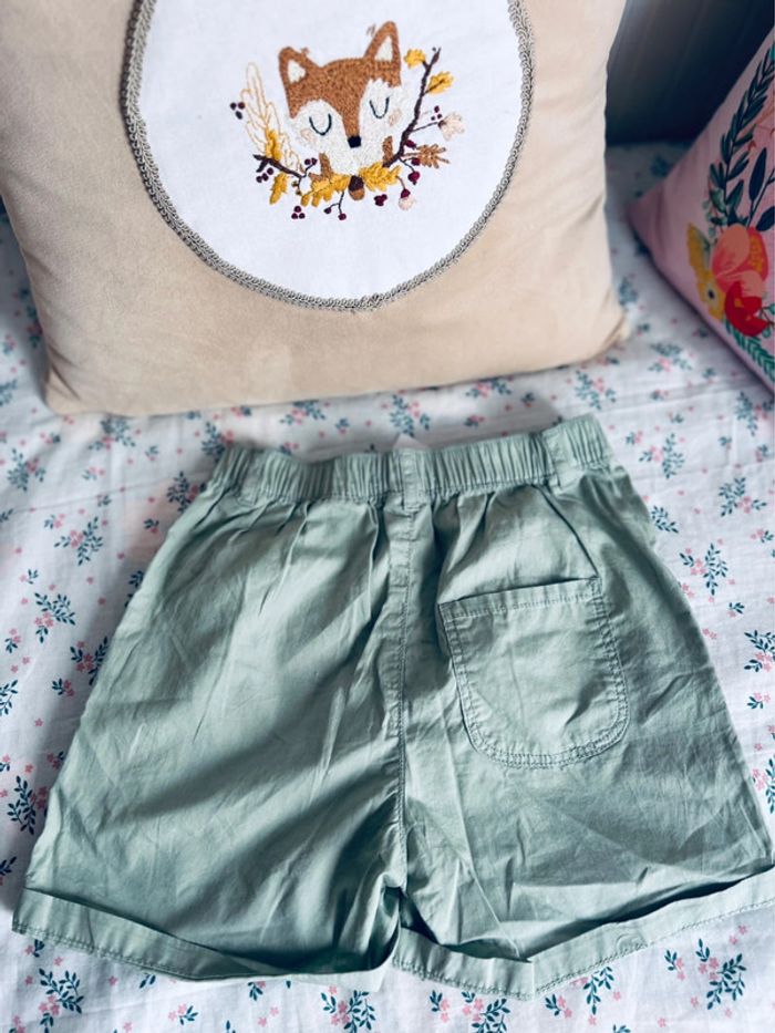 Short kaki coton fille décontracté neuf étiquette taille 6/7ans - photo numéro 3