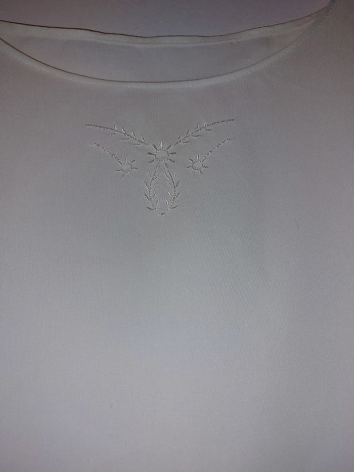 Haut crème - photo numéro 2