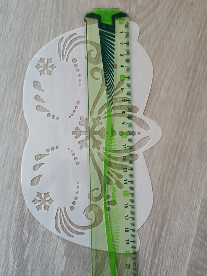 Masque pochoir enfant - photo numéro 2