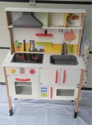 Superbe  Cuisine équipée en bois  Lidl