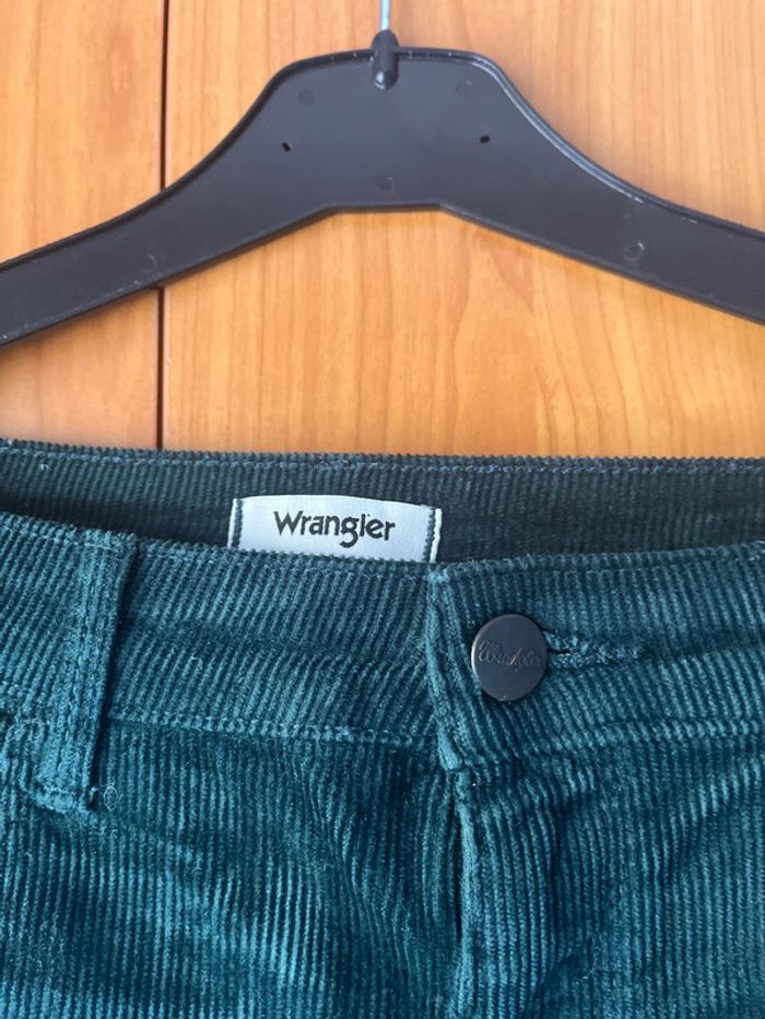 Pantalon en velours vert foncé Wrangler 38 - photo numéro 3