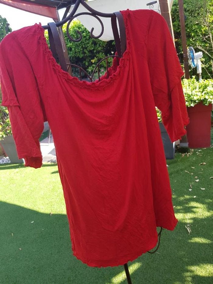 tunique femme. rouge.. Blancheporte. taille 46/48