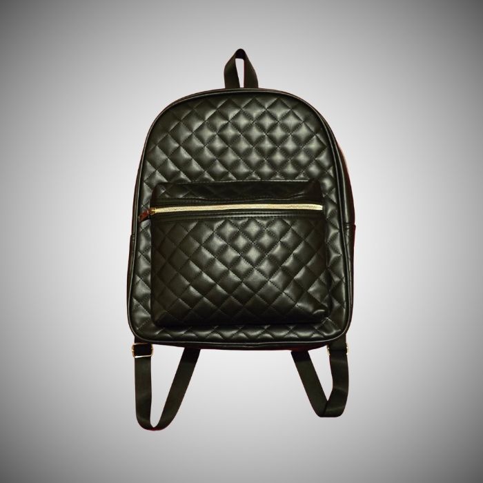 Sac à Dos Femme – Similicuir Noir Matelassé – Zips et Détails Dorés – Chic et Tendance – 35 x 12 x 30 cm  – Neuf, Sans Étiquette 
​ - photo numéro 3
