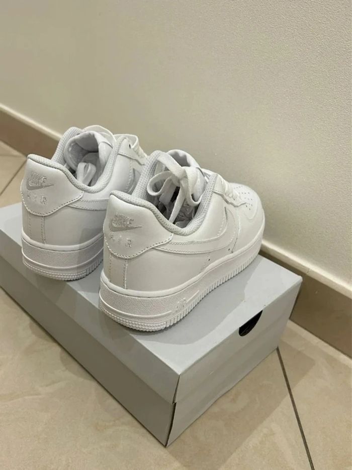 Nike Air Force 1
43 - photo numéro 9