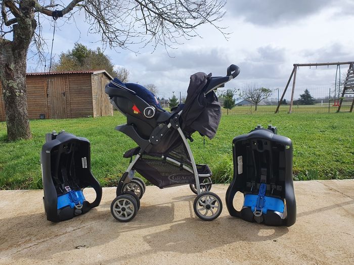 Pousette graco complète + embase pour 2 voitures