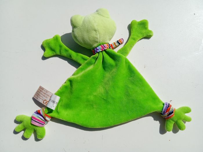 Doudou grenouille verte marque baby nat' broderie - photo numéro 2