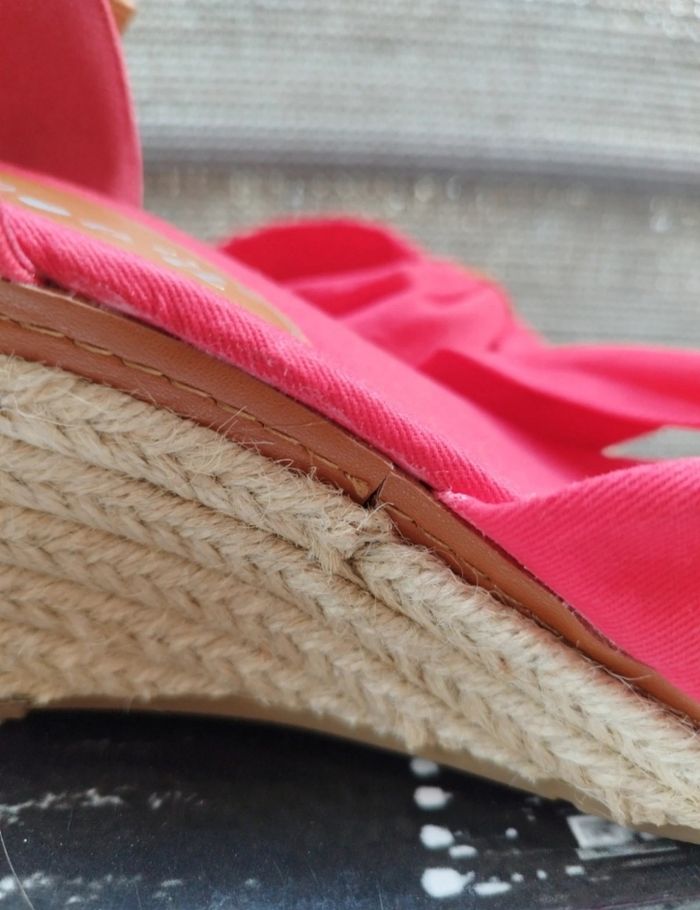 Sandale talon compensé rouge - photo numéro 7