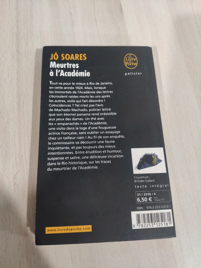 Livre poche meurtres à l'académie Jo Soares policier - photo numéro 6