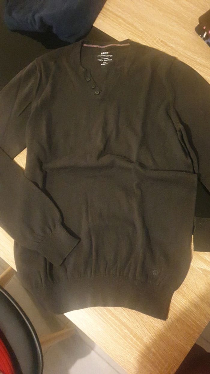 Pull col V