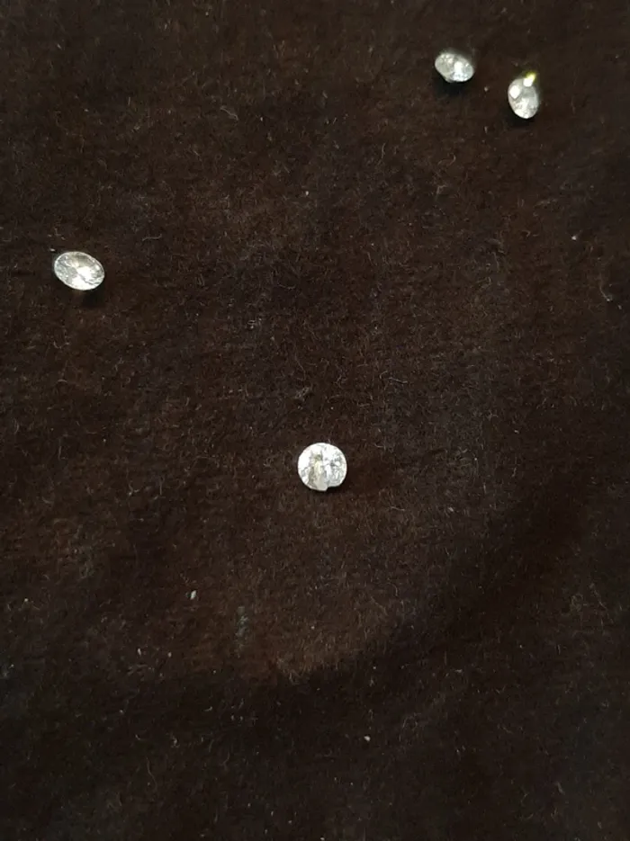 Plusieurs diamants, 2 saphirs et une émeraude - photo numéro 12