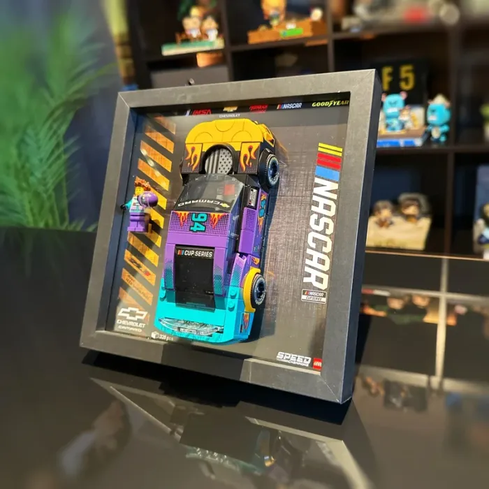 Cadre 3D LEGO Nascar – Format 20x20 cm - photo numéro 3