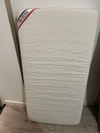 Matelas bébé 