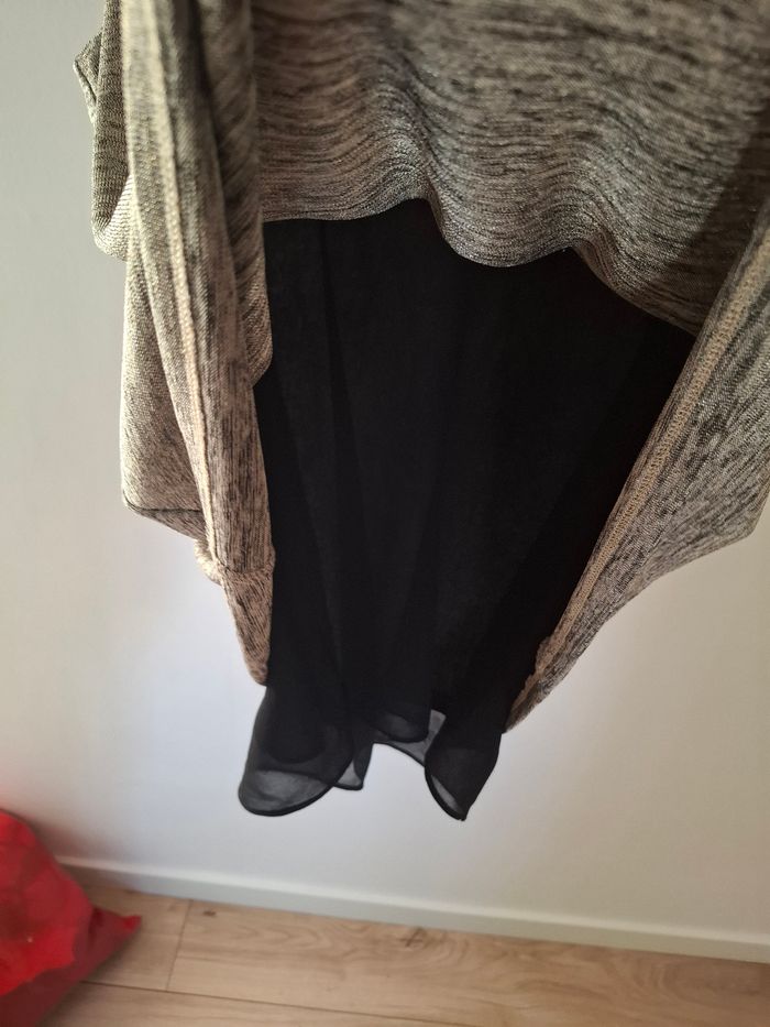 Debardeur avec noeud papillon dans le dos - photo numéro 2