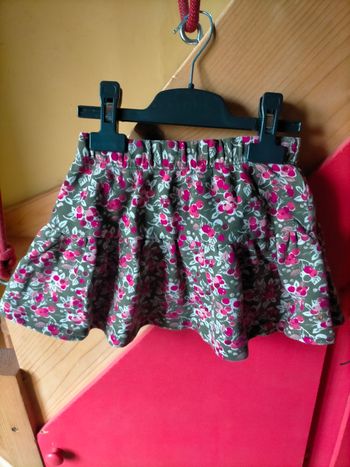 Très jolie jupe Petit Bateau 6 ans