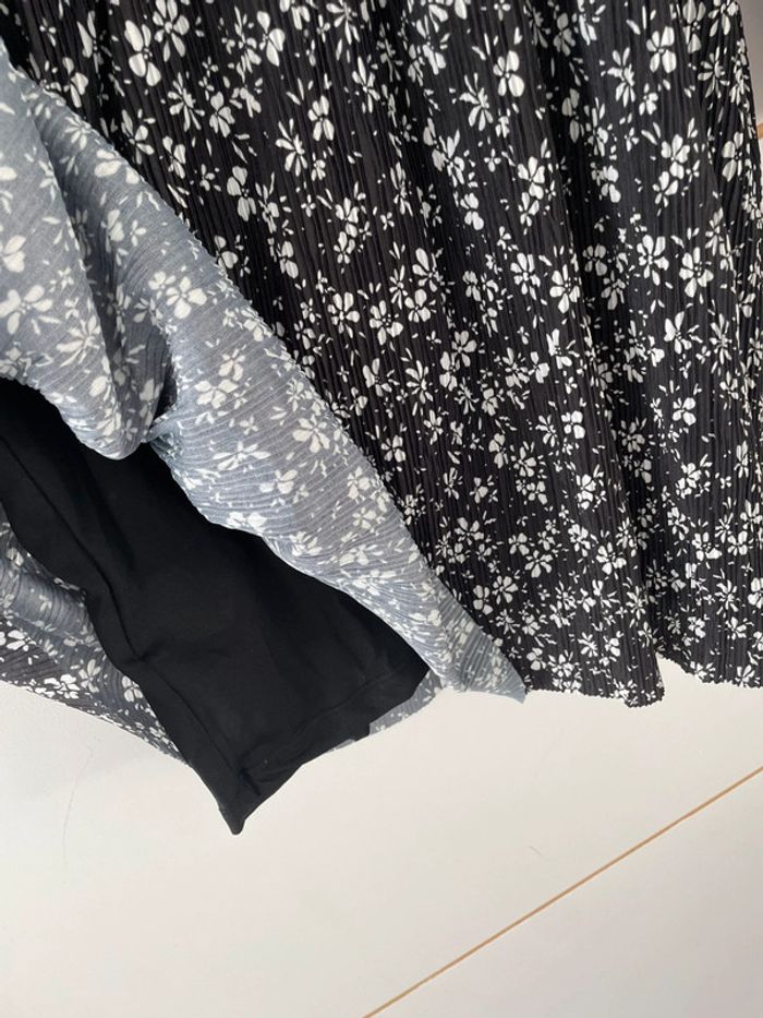 Robe noire fleurie S Promod - photo numéro 4