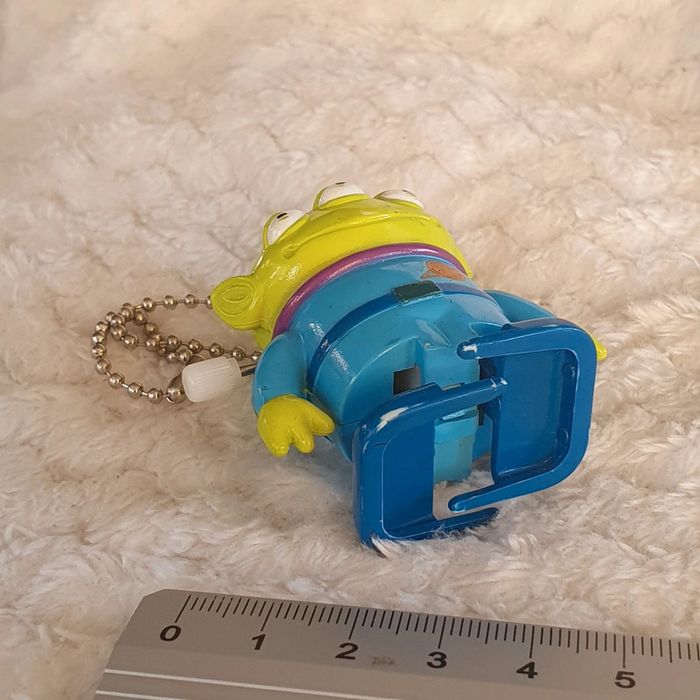 Figurine jouet porte clé alien little green men disney pixar - photo numéro 2