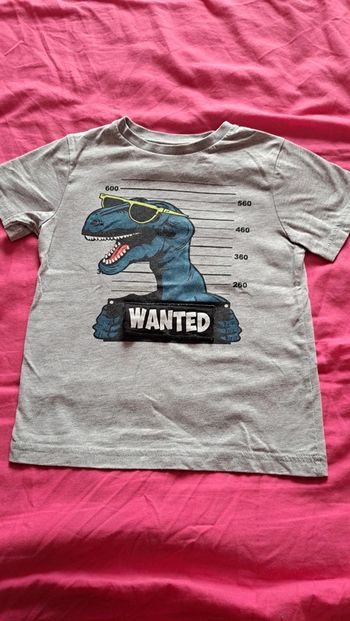 Tee-shirt #dinosaure Wanted 6 ans