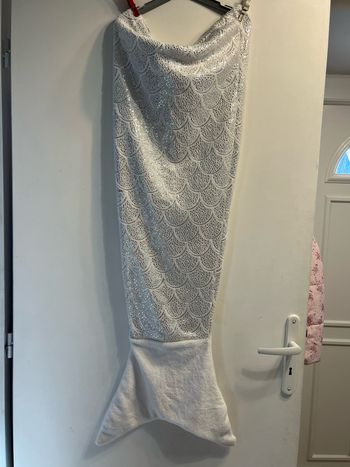 Queue de sirène 🧜♀️ à enfiler