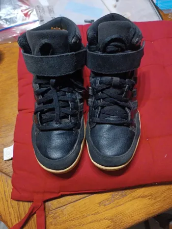 Baskets noires Adidas 38