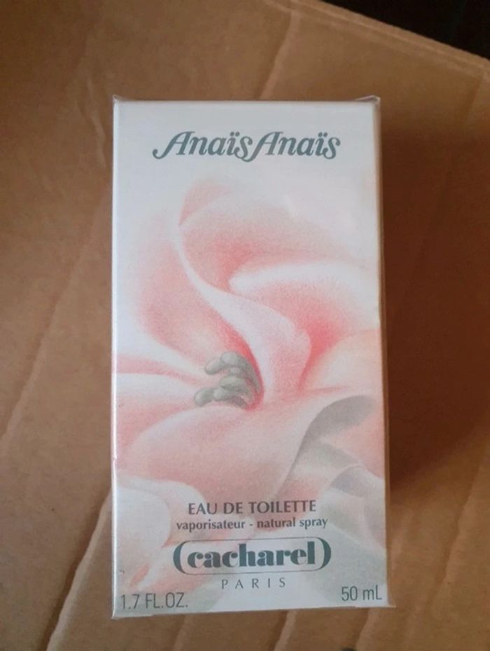 Eau de toilette neuf Anaïs Anaïs de Cacharel