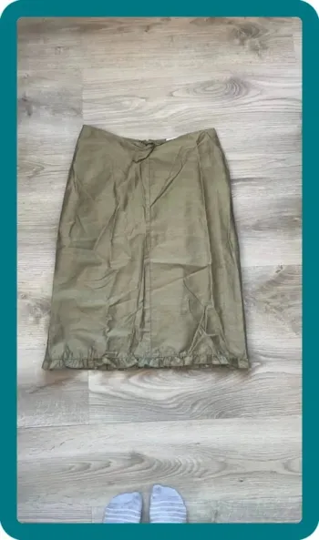 Jupe kaki brillante