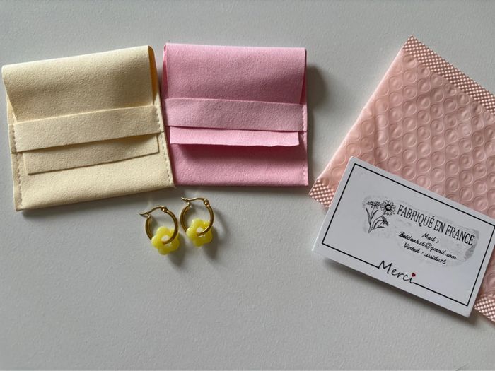 Créole pendentif fleur - photo numéro 2