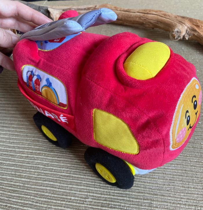Tut tut Bolide Roulidou Barnabé le camion de pompiers - photo numéro 2