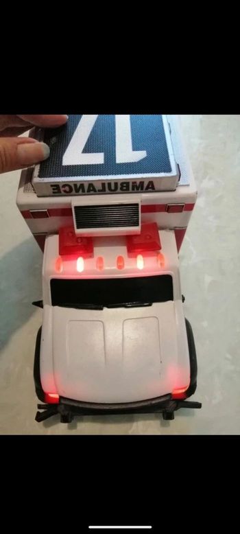 Magnifique ambulance Vintage states indus