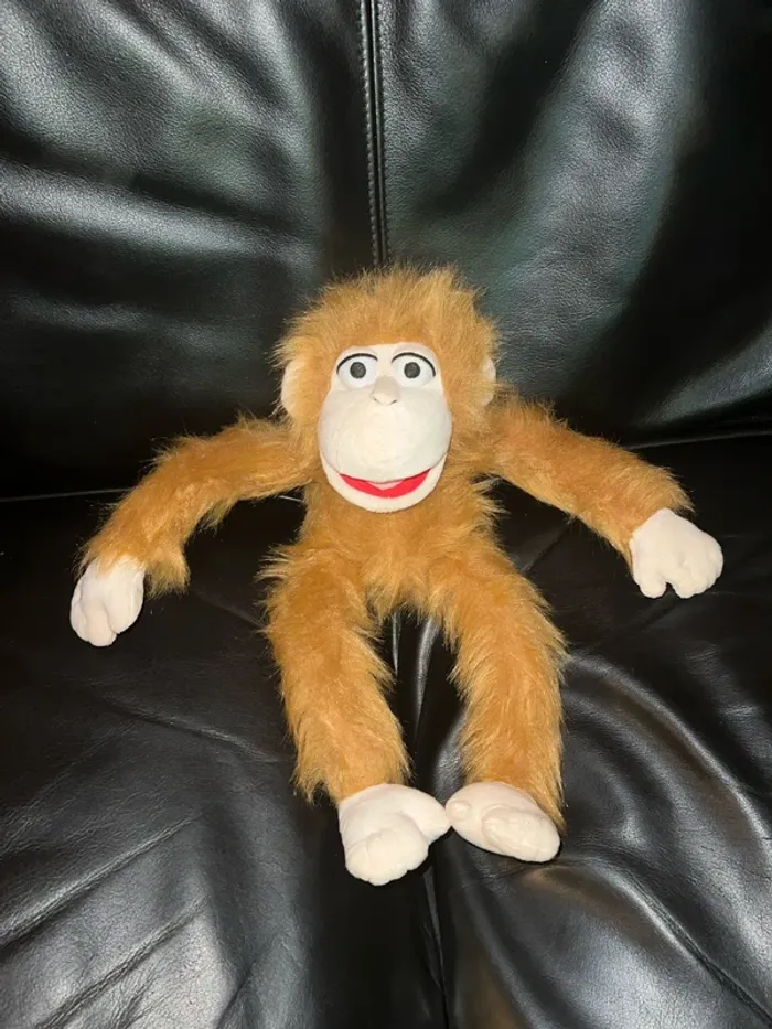 Peluche Jean-Marc 2.0 officiel édition limitée très rare - photo numéro 6