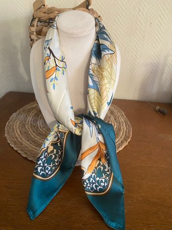 Joli foulard