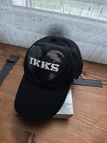 Casquette Ikks fille à sequin neuve t51