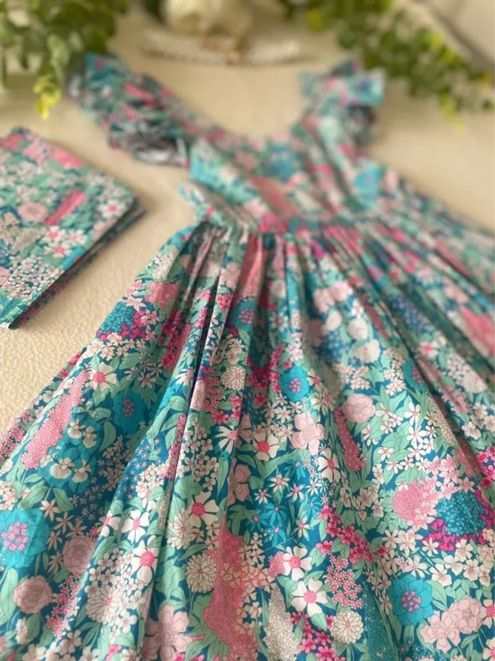 👑 Robe Jacadi Cérémonie – Taille 2 ans – Tissu Liberty Ciara – Élégance florale 👑 - photo numéro 2