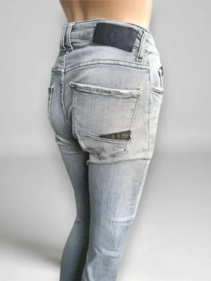 Jean Le Temps Des Cerises power, slim destroy ,taille mi-haute à l'avant haute à l'arriere ,stretch - photo numéro 8
