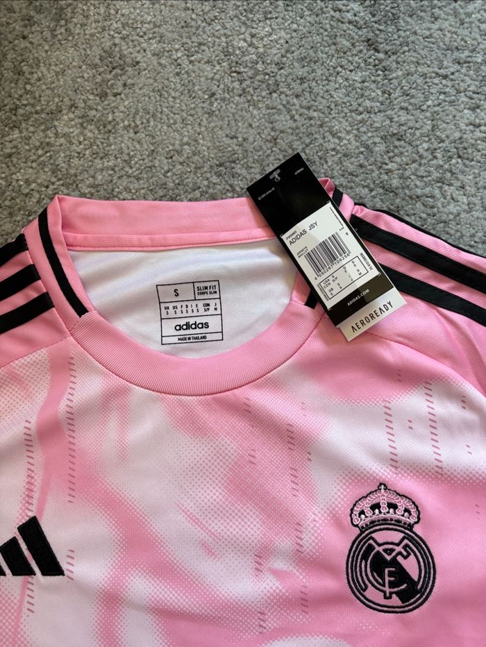 Maillot De Foot Concept Adidas Du Réal Madrid 2024-2025 Rose Taille S - photo numéro 2