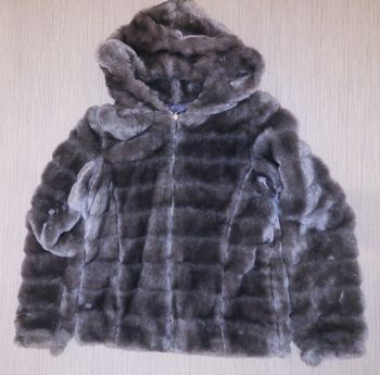 Veste fausse fourrure 