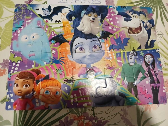 Puzzles vampirina