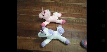 2 licornes 20 cm x 20 cm