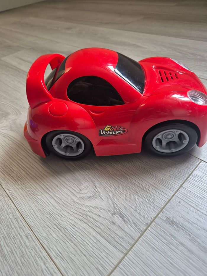 Voiture télécommandée - photo numéro 4